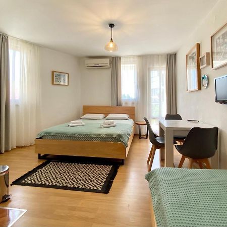 Apartments Rux De Luxe Bar Eksteriør billede