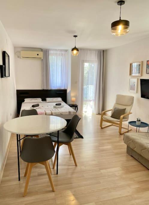 Apartments Rux De Luxe Bar Eksteriør billede