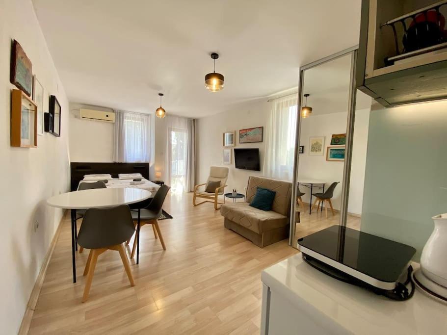 Apartments Rux De Luxe Bar Eksteriør billede